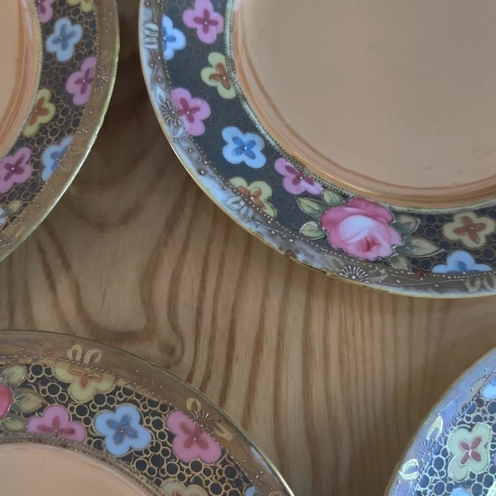 Vintage Takito Japan hand-painted  7.5 inches iridescent plate set lusterware